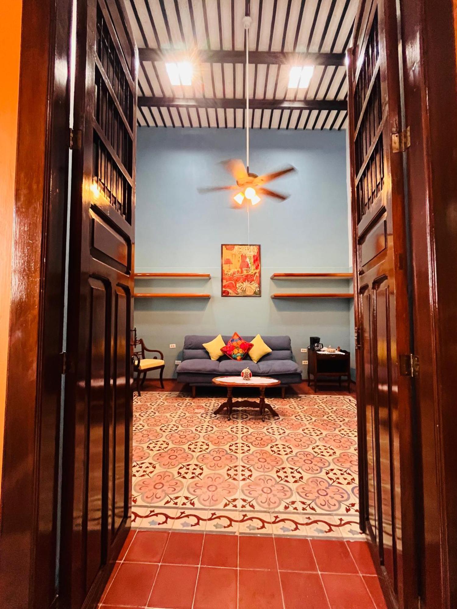 Bed and Breakfast Casa Tres Colibries Mérida Esterno foto