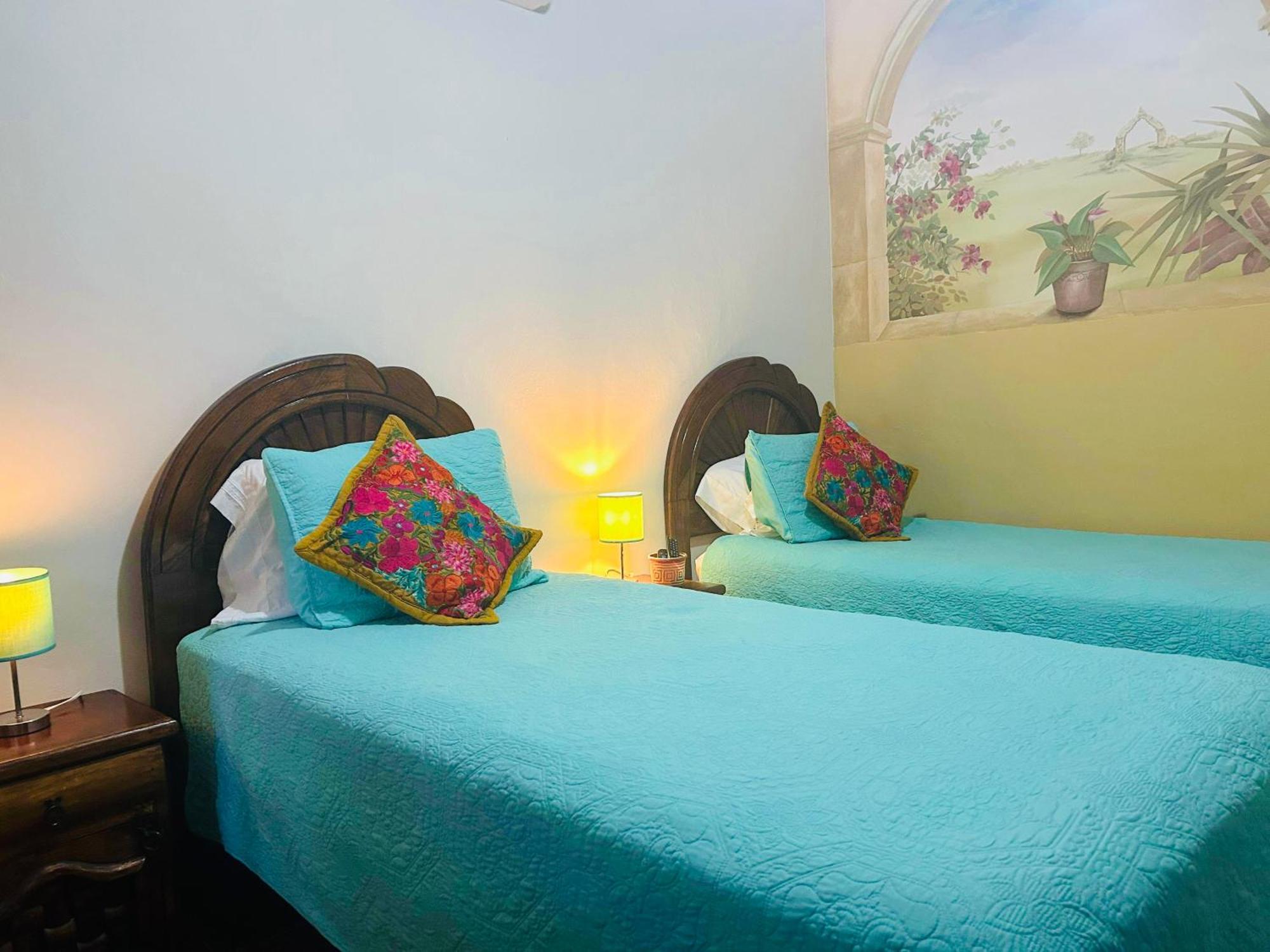 Bed and Breakfast Casa Tres Colibries Mérida Esterno foto