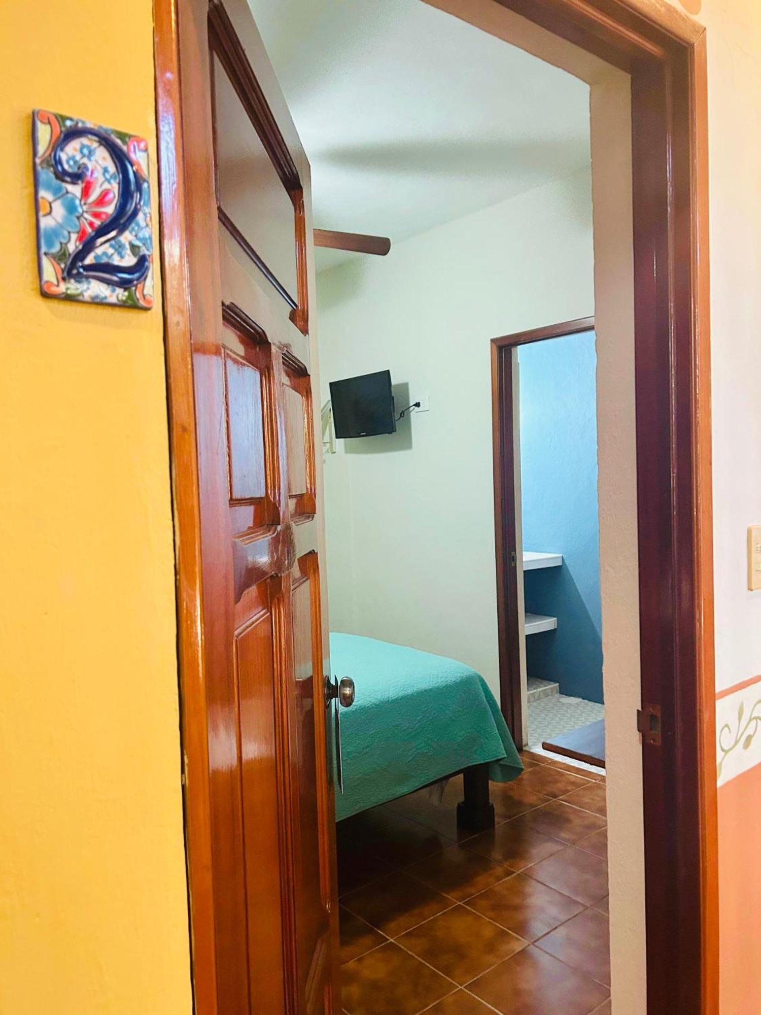 Bed and Breakfast Casa Tres Colibries Mérida Esterno foto
